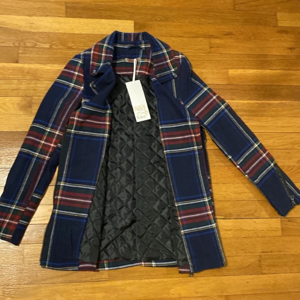 NWT, Made in Italy, Wool bland Coat.